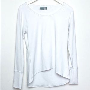 Athleta white sweater P648
